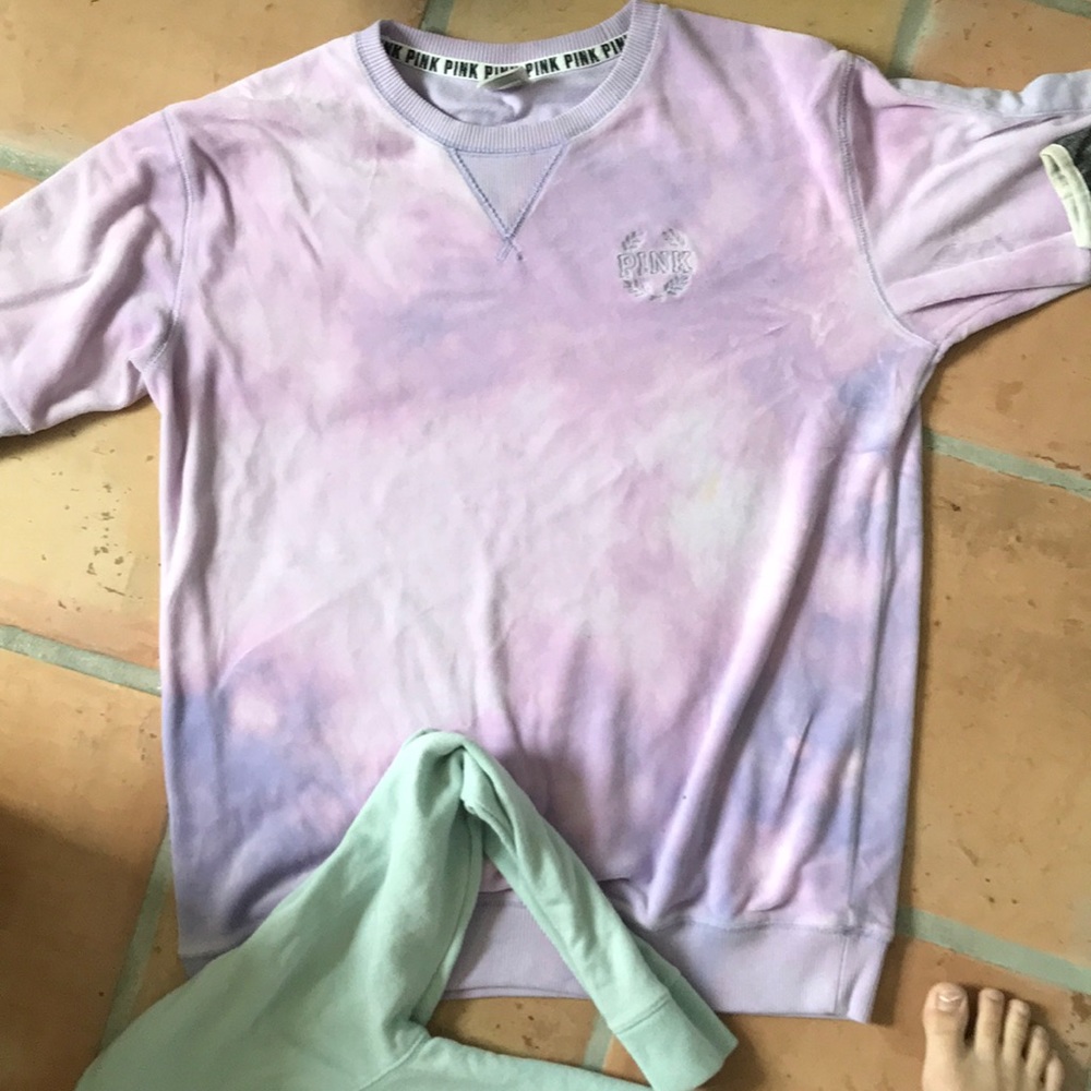 Pink sweatshirt bundle - Picture 4 of 8